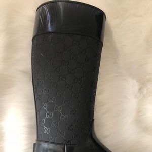 Gucci rain boots